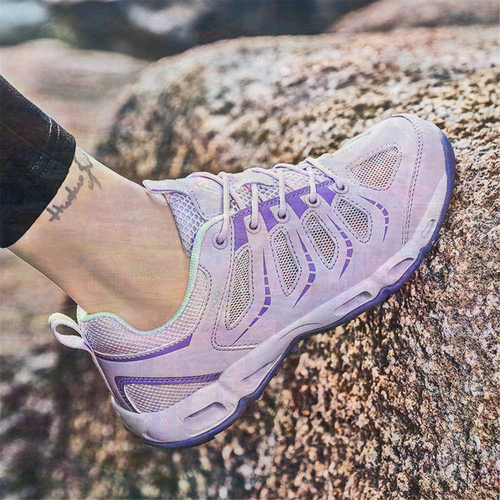 Sumer Round Tip Silver Sneaker - огляд і ціна Home Office For Two