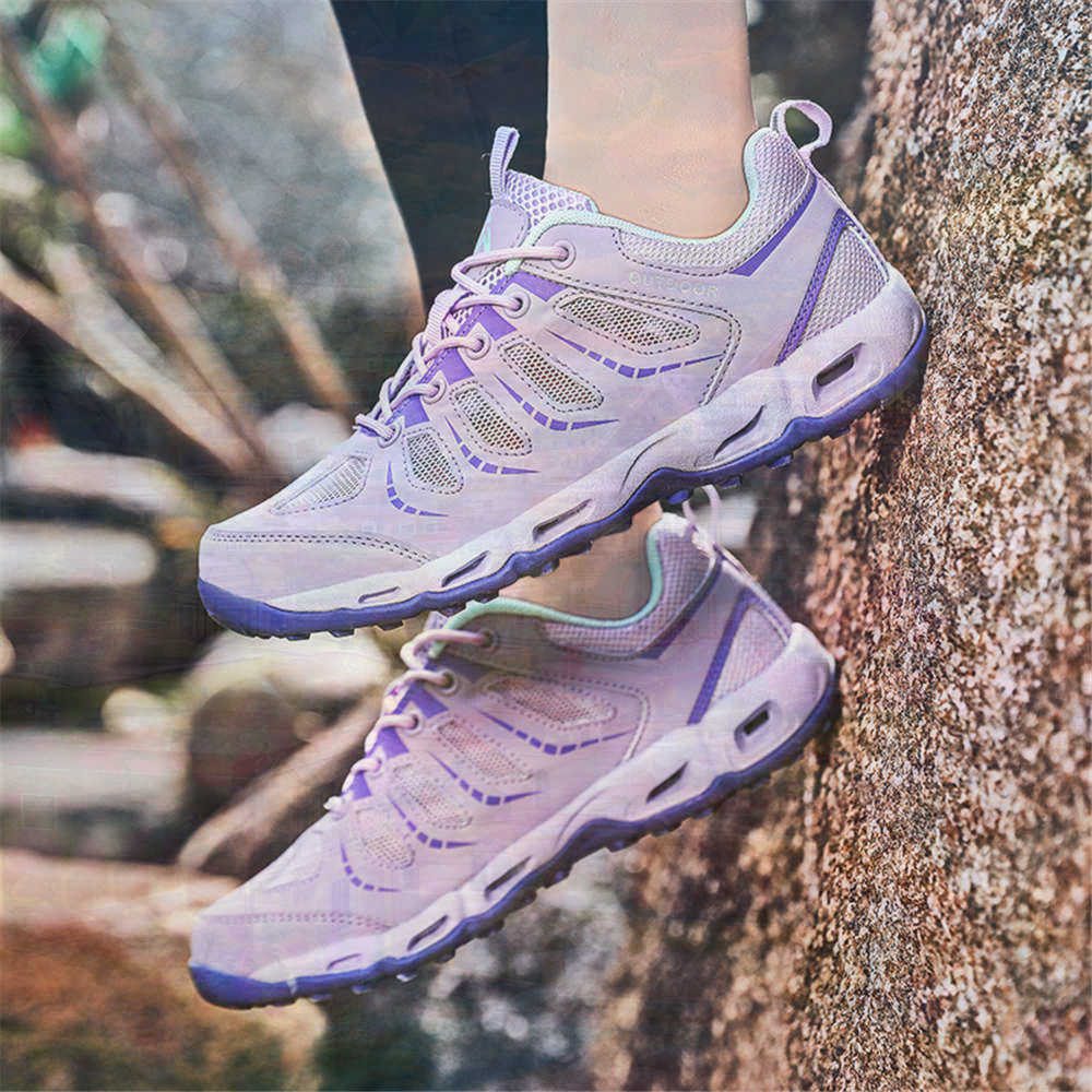Sumer Round Tip Silver Sneaker - огляд і ціна Home Office For Two